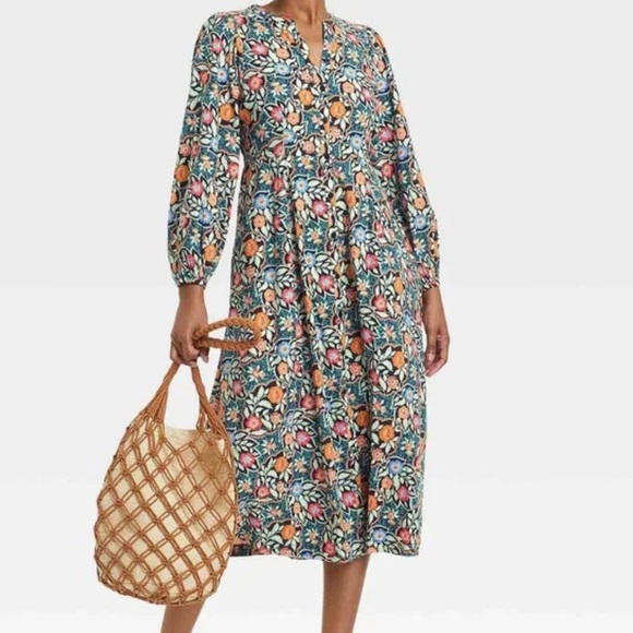 Universal Thread Dresses & Skirts - Universal Thread Floral Prairie Multicolor Maxi Dress Women's Size Medium